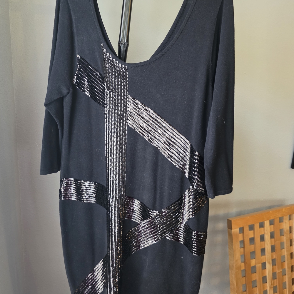 Gianni Bini Sweater Black Dress w/ Bronze Sequin Design. New WO tags/Never Worn